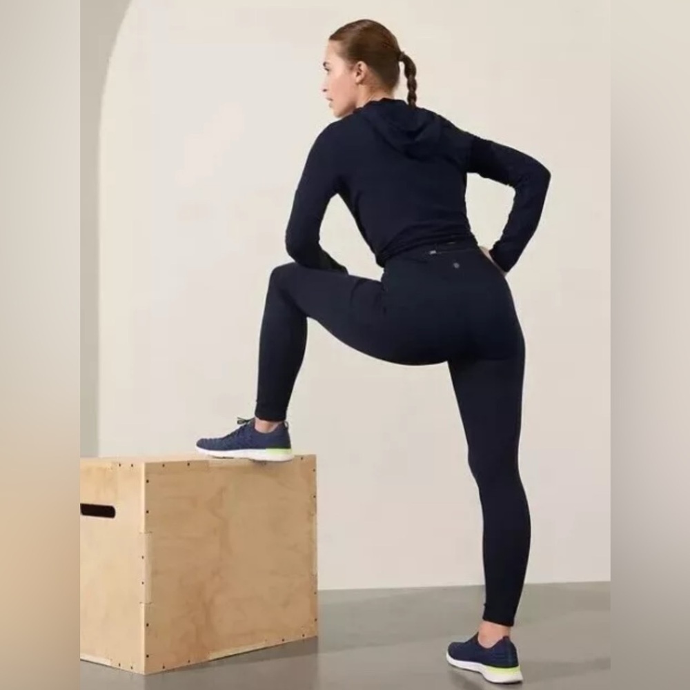 NWT Athleta Altitude Edge Stash Tight Size S/T - Picture 4 of 9